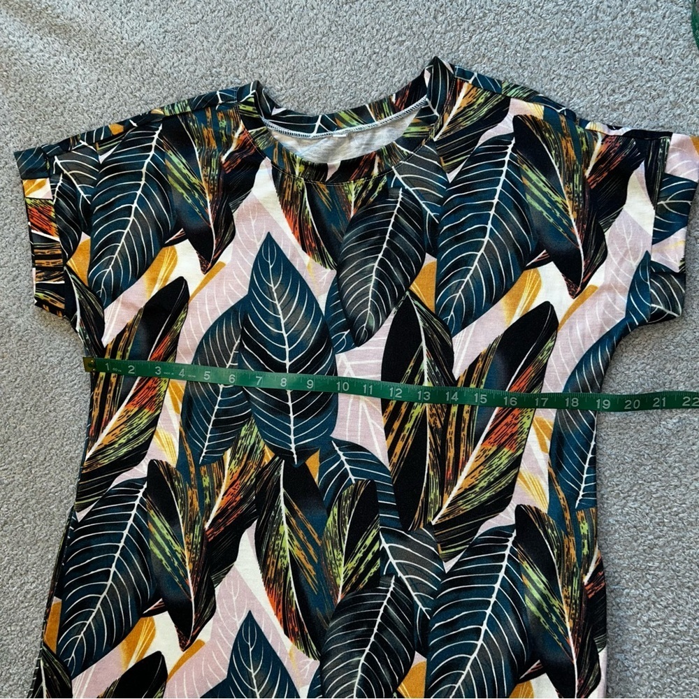 Tropical Leaf Print Maxi Dress - Picture 2 of 6